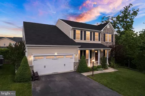 215 Mosaic Ct, Stephenson, VA 22656 photo 2