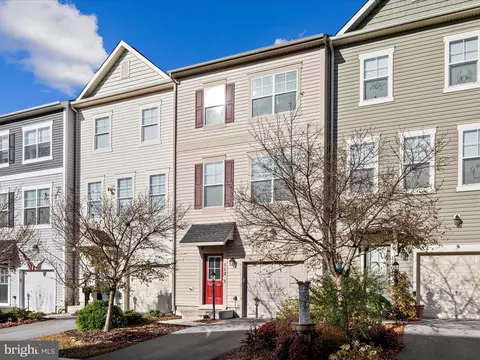 112 Pintangle Ct, Stephenson, VA 22656 photo 3