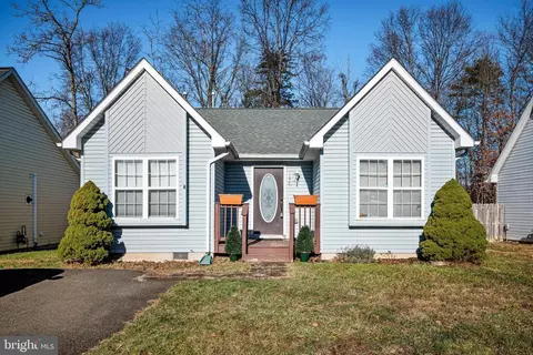 109 Deer Hill Ct, Stephens City, VA 22655