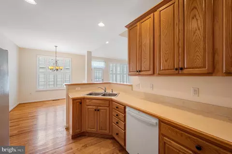 Kitchen - 101 Forget Me Not Dr, White Post, VA 22663 photo 2 of 2