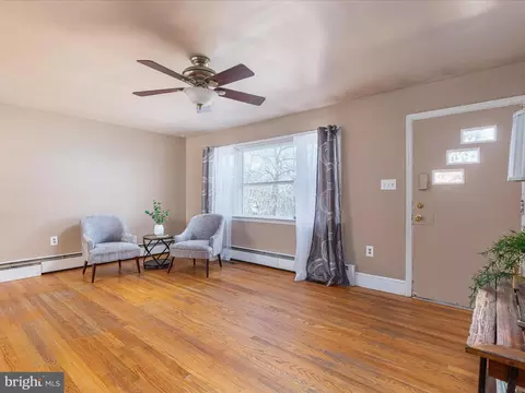 6729 Middle Rd, Middletown, VA 22645 photo 3