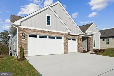 118 Nandina Pl, Lake Frederick, VA 22630