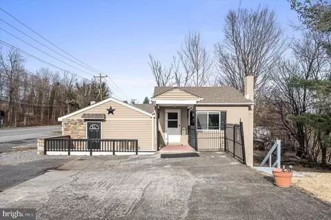 916 N Frederick Pike, Winchester, VA 22601
