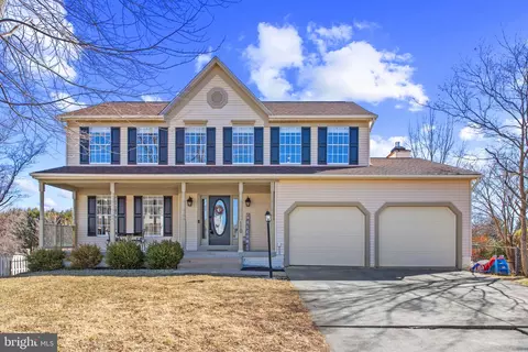 110 Fairfax Dr, Stephens City, VA 22655