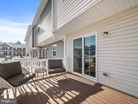 Exterior - 145 Grand St, Middletown, VA 22645 photo 3 of 6