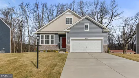 122 Woodford Dr, Stephens City, VA 22655