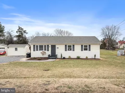 5284 Chestnut Cir, Stephens City, VA 22655