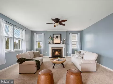 Living - 234 Morlyn Dr, Stephenson, VA 22656 photo 2 of 6