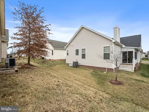 107 Bleeding Heart Dr, White Post, VA 22663 photo 29