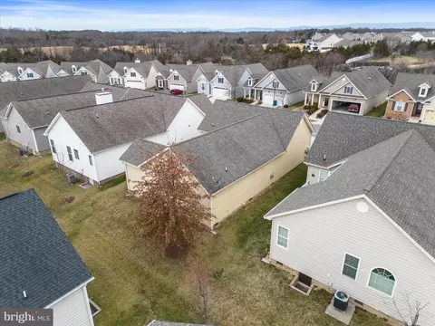 107 Bleeding Heart Dr, White Post, VA 22663 photo 34