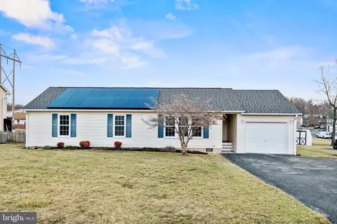 111 Lake Wisdom Dr, Winchester, VA 22603