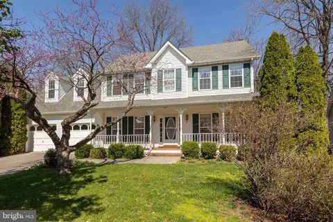 207 Cavalry Dr, Winchester, VA 22602