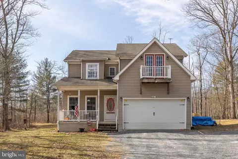 205 Winchester Dr, Winchester, VA 22602