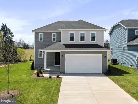 136 Curtain Fall Dr, Middletown, VA 22645
