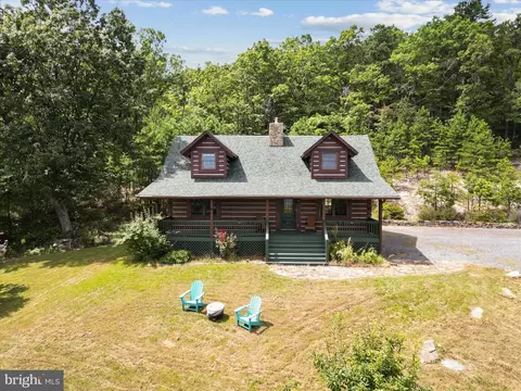 400 Great Mountain Ln, Winchester, VA 22602