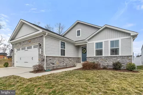 117 Buena Vis, Stephens City, VA 22655