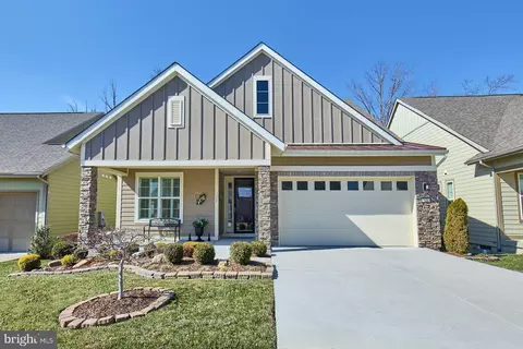 122 Gadwell Ln, Lake Frederick, VA 22630