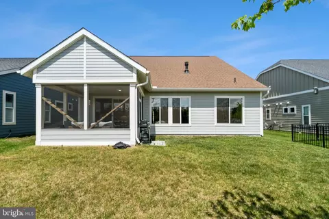 108 Witherod Ct, Lake Frederick, VA 22630 photo 9