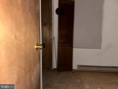 Entry Way - 6731 Middle Rd, Middletown, VA 22645 photo 6 of 6