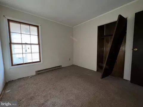 Bedroom - 6731 Middle Rd, Middletown, VA 22645 photo 2 of 15