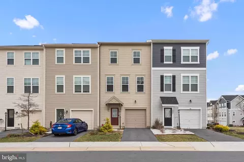 102 Fading Star Ct, Stephenson, VA 22656