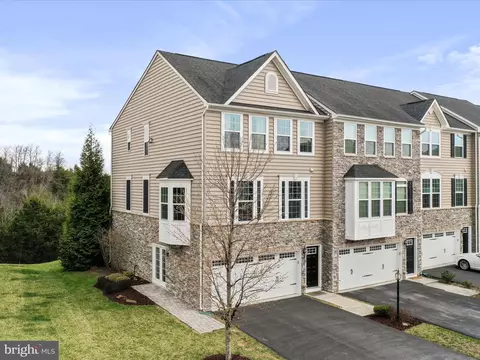 115 Hornbeam Dr, Lake Frederick, VA 22630
