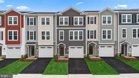 107 Checkerspot Way, Lake Frederick, VA 22630