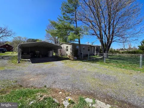 1182 Greenwood Rd, Winchester, VA 22602