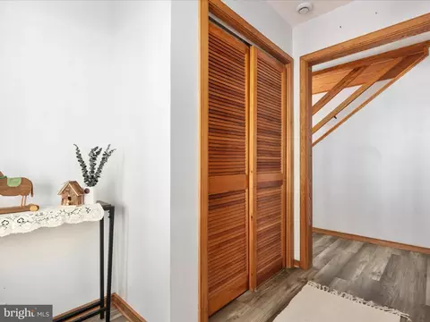 Entry Way - 214 Walnut Dr, Clear Brook, VA 22624 photo 3 of 6