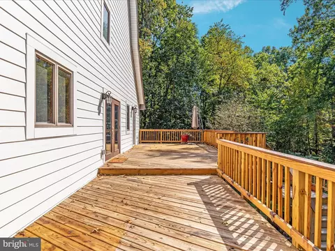 Exterior - 214 Walnut Dr, Clear Brook, VA 22624 photo 6 of 17