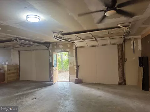 Entry Way - 214 Walnut Dr, Clear Brook, VA 22624 photo 6 of 6
