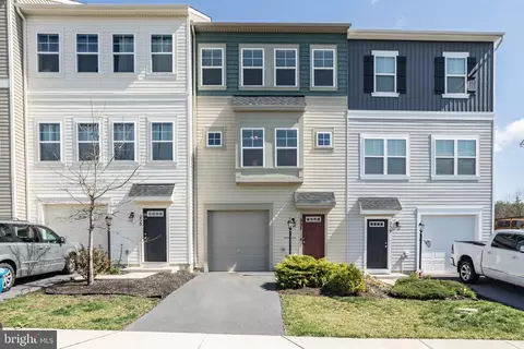 257 Patchwork Dr, Stephenson, VA 22656