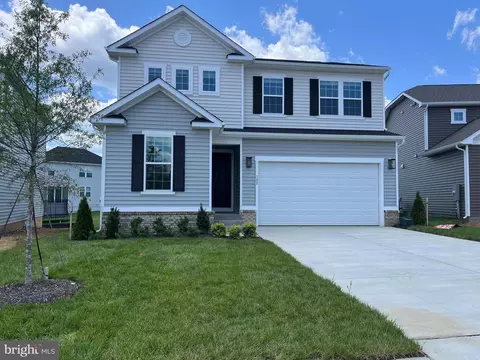 108 Midsummer Ln, Middletown, VA 22645