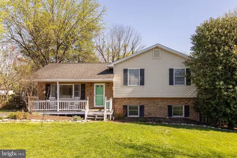 110 Hites St, Winchester, VA 22602