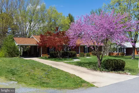 106 Carter Pl, Winchester, VA 22602