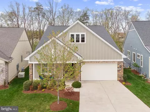 150 Towhee Dr, Lake Frederick, VA 22630