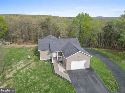 720 Adams Rd, Winchester, VA 22603