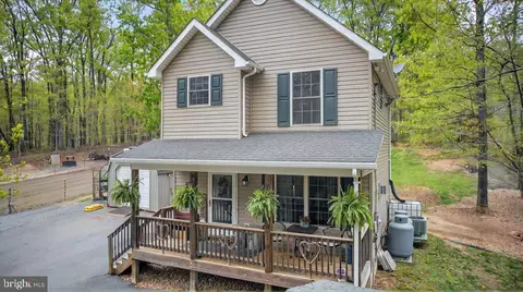 621 Panther Dr, Winchester, VA 22602