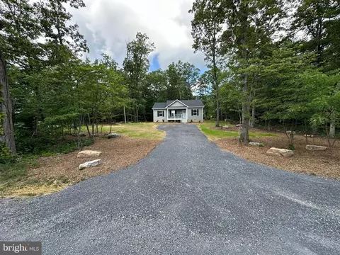 409 Fawn Dr, Winchester, VA 22602