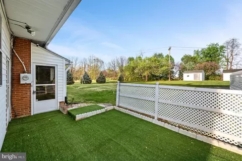 312 Bryarly Rd, Winchester, VA 22603 photo 4