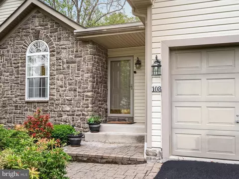 Exterior - 108 Eagle Dr, Cross Junction, VA 22625 photo 4 of 13