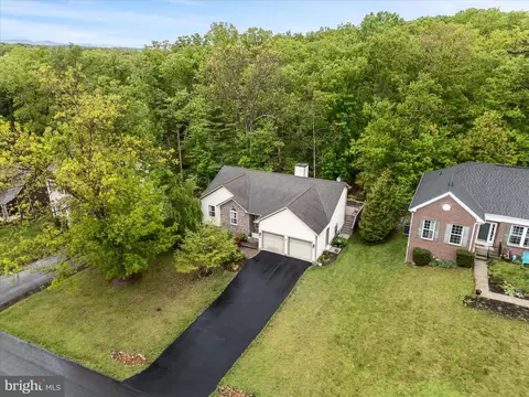 View/Area - 108 Eagle Dr, Cross Junction, VA 22625 photo 2 of 8