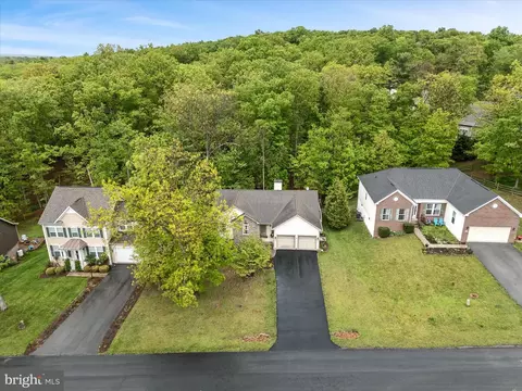 View/Area - 108 Eagle Dr, Cross Junction, VA 22625 photo 3 of 8