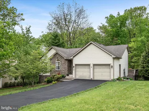 Exterior - 108 Eagle Dr, Cross Junction, VA 22625 photo 3 of 13