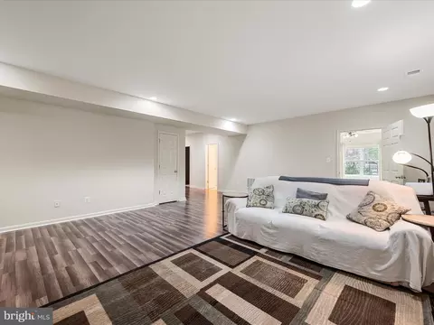 Living - 108 Eagle Dr, Cross Junction, VA 22625 photo 3 of 4
