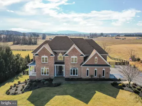 191 Inez Ln, Stephens City, VA 22655