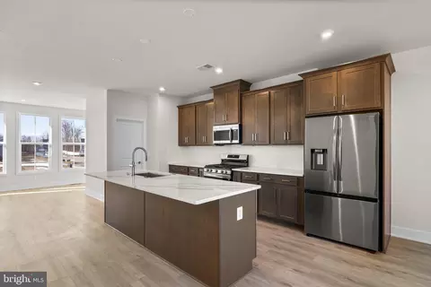 113 Galaxy Pl, Stephenson, VA 22656 photo 9