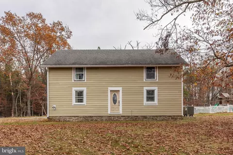 136 Nelsons Chapel Ln, Cross Junction, VA 22625