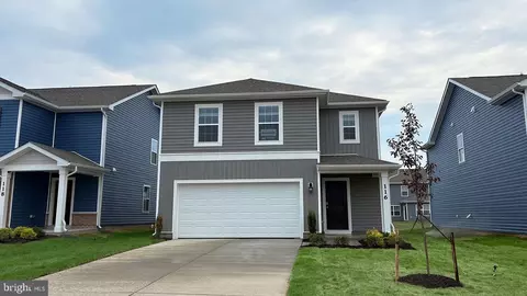 116 Charing Cross Dr, Stephens City, VA 22655