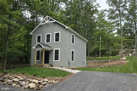825 Panther Dr, Winchester, VA 22602